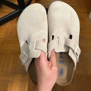 Birkenstock Boston Suede / Antique White (NEED GONE ASAP)